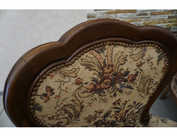 ZESTAW CHIPPENDALE SOFA 2 OS. + 2 FOTELE + ŁAWA Z RAFIĄ