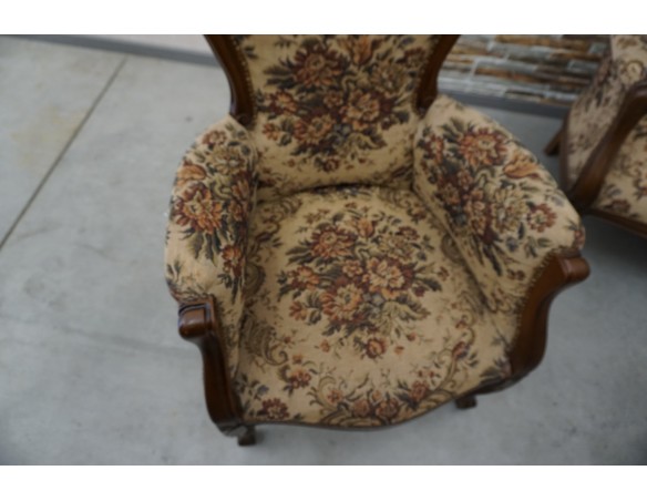 ZESTAW CHIPPENDALE SOFA 2 OS. + 2 FOTELE + ŁAWA Z RAFIĄ