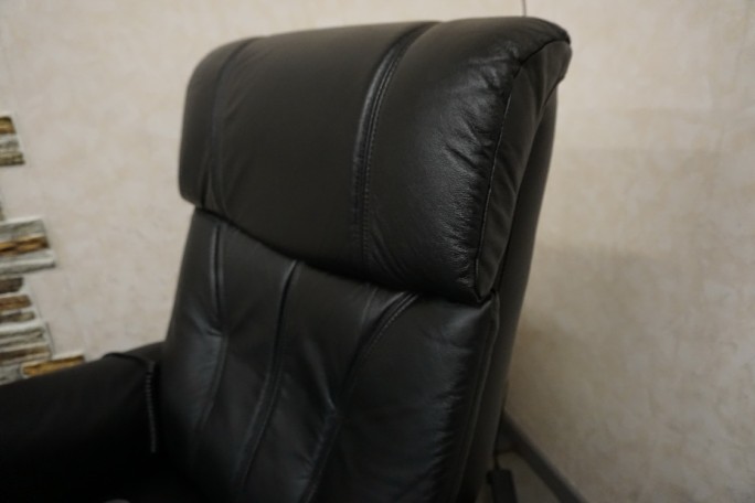 FOTEL ELEKTRYCZNY NA PILOTA + FUNKCJA POMOCY...