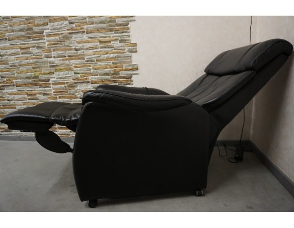 FOTEL ELEKTRYCZNY NA PILOTA + FUNKCJA POMOCY WSTAWANIA 3W1