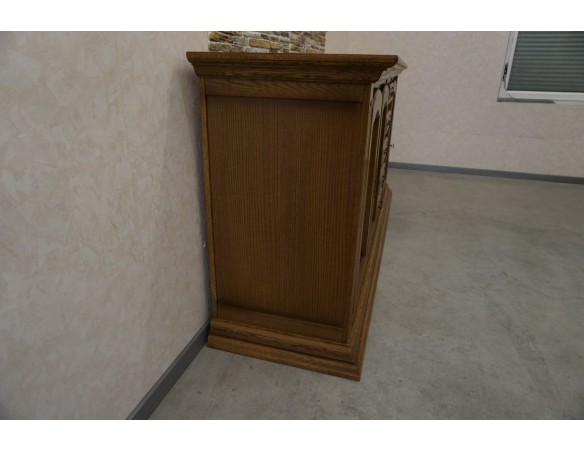 KOMODA DĘBOWA WYSOKA MYŚLIWSKI MOTYW 3 DRZWIOWA SZER. 220 CM