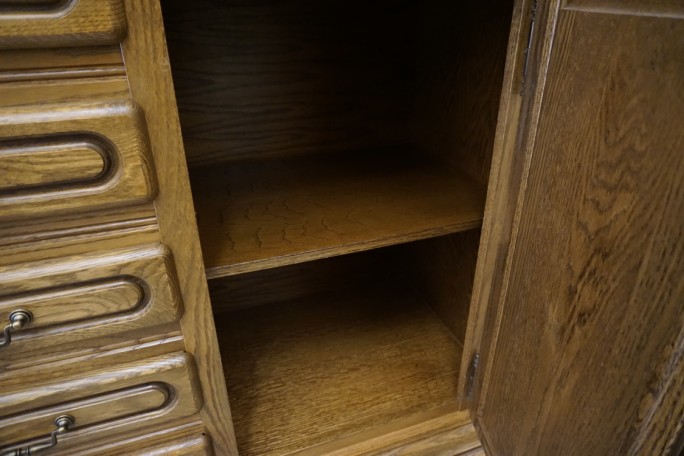 KOMODA DĘBOWA WYSOKA MYŚLIWSKI MOTYW 3 DRZWIOWA...