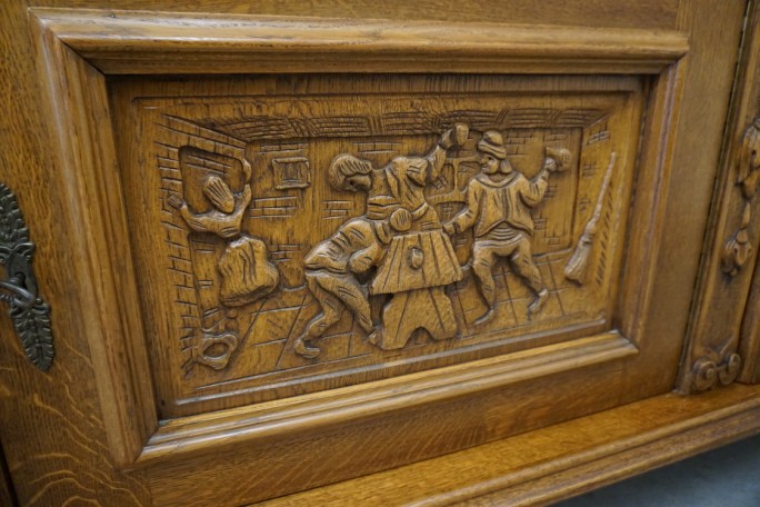 KOMODA DĘBOWA MOTYW MYŚLIWSKI RZEŹBIONA 3...