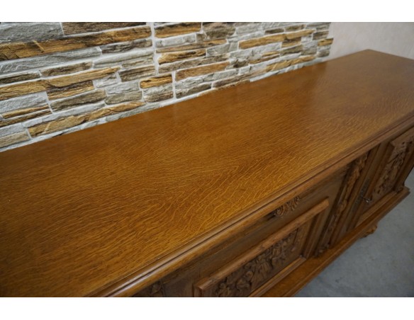 KOMODA DĘBOWA MOTYW MYŚLIWSKI RZEŹBIONA 3 DRZWIOWA SZER. 245 CM
