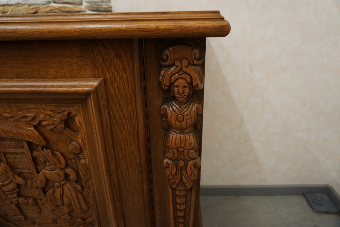 KOMODA DĘBOWA MOTYW MYŚLIWSKI RZEŹBIONA 3...