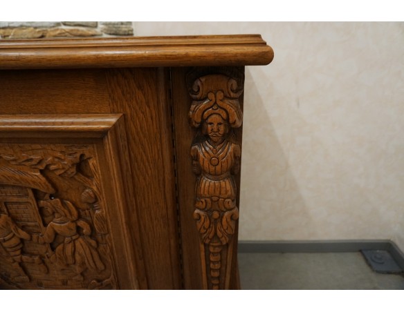 KOMODA DĘBOWA MOTYW MYŚLIWSKI RZEŹBIONA 3 DRZWIOWA SZER. 245 CM