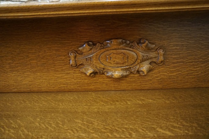 KOMODA DĘBOWA RZĘŹBIONA Z NADSTAWKĄ SZER. 245 CM