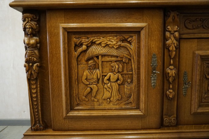 KOMODA DĘBOWA RZĘŹBIONA Z NADSTAWKĄ SZER. 245 CM