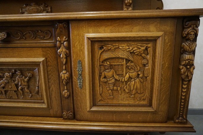 KOMODA DĘBOWA RZĘŹBIONA Z NADSTAWKĄ SZER. 245 CM