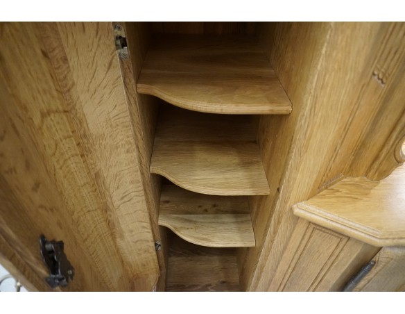 KOMODA WYSOKA Z LITEGO DĘBU PODŚWIETLANA SUPER SZER. 192 CM