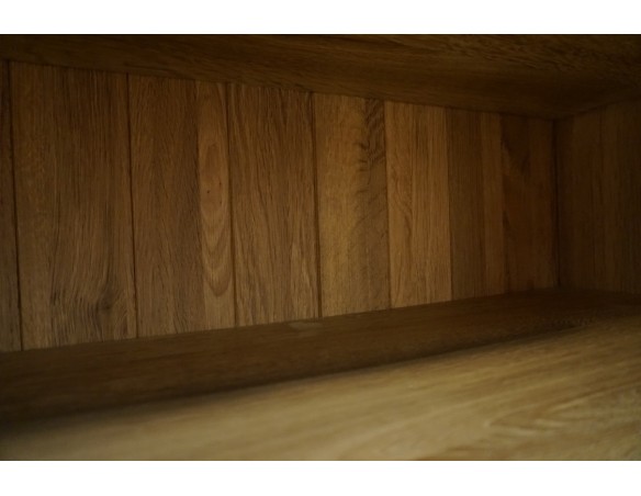 KOMODA WYSOKA Z LITEGO DĘBU PODŚWIETLANA SUPER SZER. 192 CM