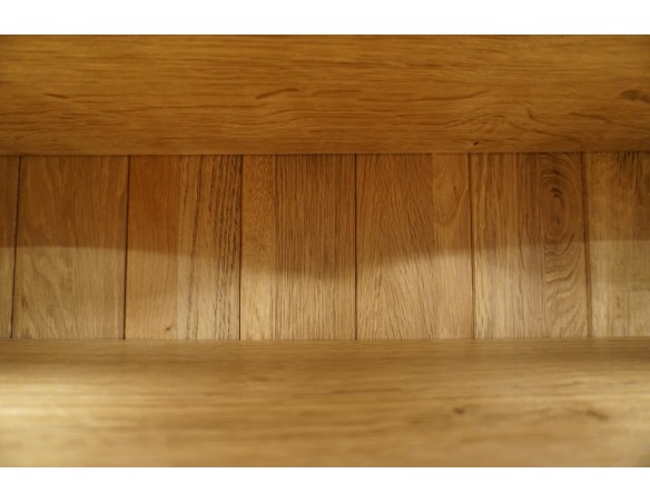 KOMODA WYSOKA Z LITEGO DĘBU PODŚWIETLANA SUPER SZER. 192 CM