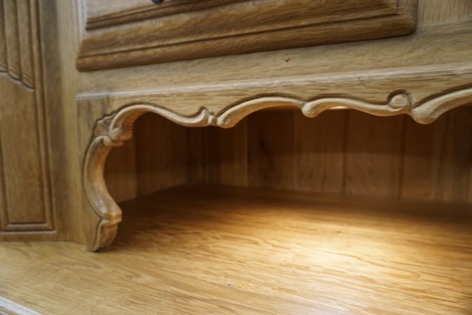 KOMODA WYSOKA Z LITEGO DĘBU PODŚWIETLANA SUPER...