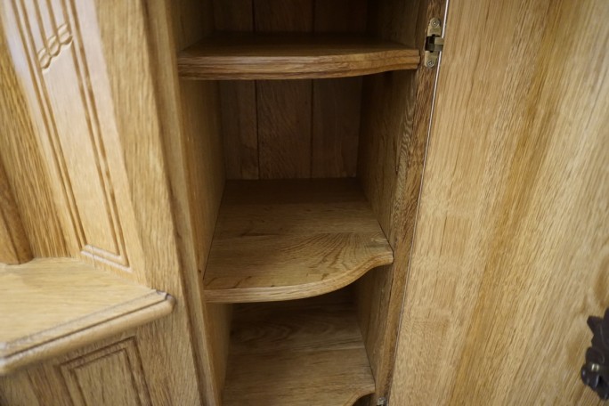 KOMODA WYSOKA Z LITEGO DĘBU PODŚWIETLANA SUPER...