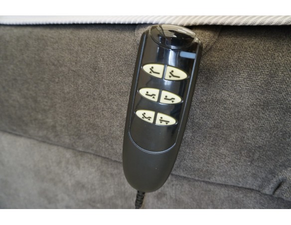 ŁÓŻKO Z ELEKTRYCZNYM STELAŻEM + MATERAC 120x200 CM