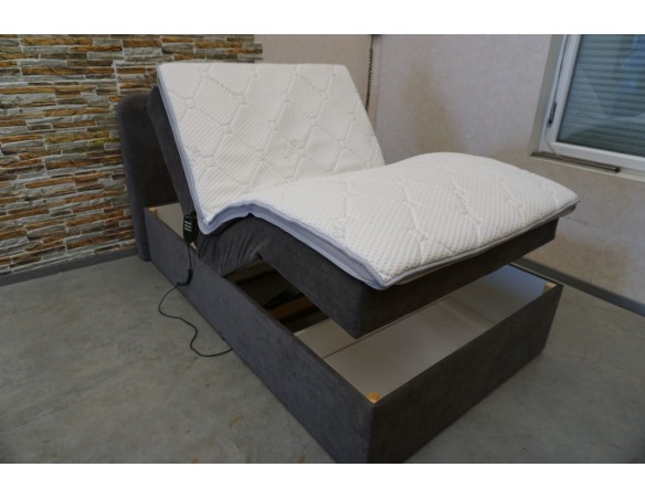 ŁÓŻKO Z ELEKTRYCZNYM STELAŻEM + MATERAC 120x200 CM