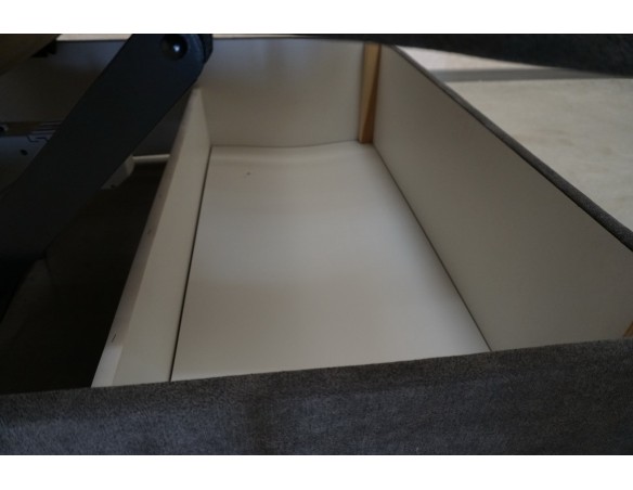 ŁÓŻKO Z ELEKTRYCZNYM STELAŻEM + MATERAC 120x200 CM