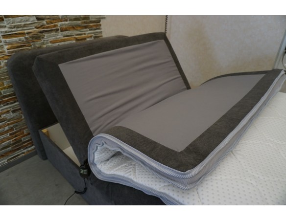 ŁÓŻKO Z ELEKTRYCZNYM STELAŻEM + MATERAC 120x200 CM