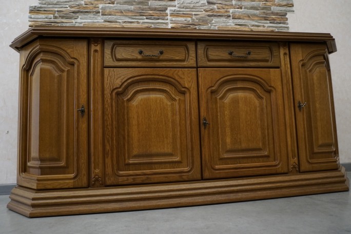 KOMODA DĘBOWA 4 DRZWIOWA SZER. 182 CM