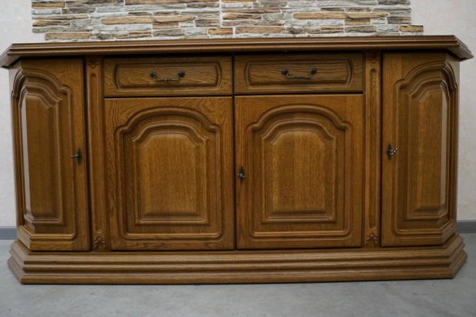 KOMODA DĘBOWA 4 DRZWIOWA SZER. 182 CM