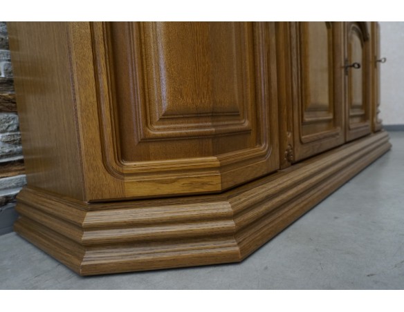 KOMODA DĘBOWA 4 DRZWIOWA SZER. 182 CM