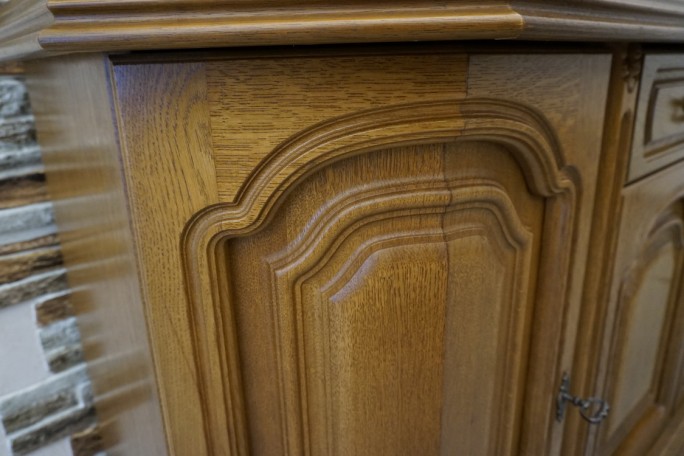 KOMODA DĘBOWA 4 DRZWIOWA SZER. 182 CM