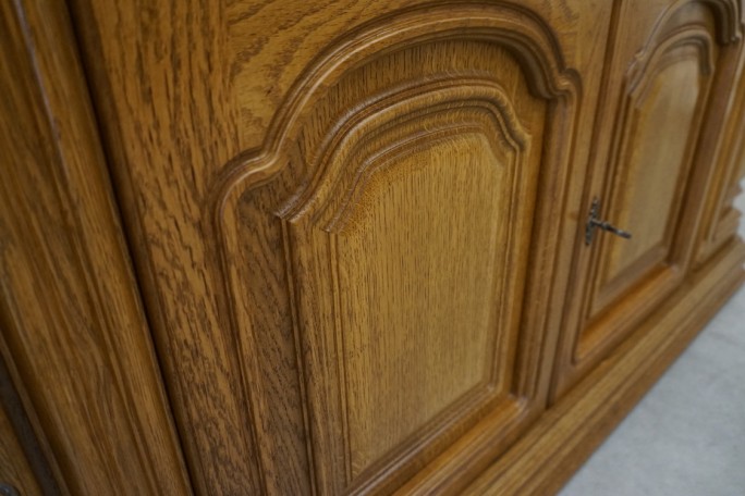 KOMODA DĘBOWA 4 DRZWIOWA SZER. 182 CM