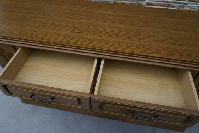 KOMODA DĘBOWA 4 DRZWIOWA SZER. 182 CM