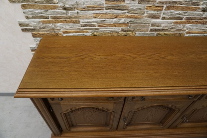 KOMODA DĘBOWA 3 DRZWIOWA SZER. 158 CM