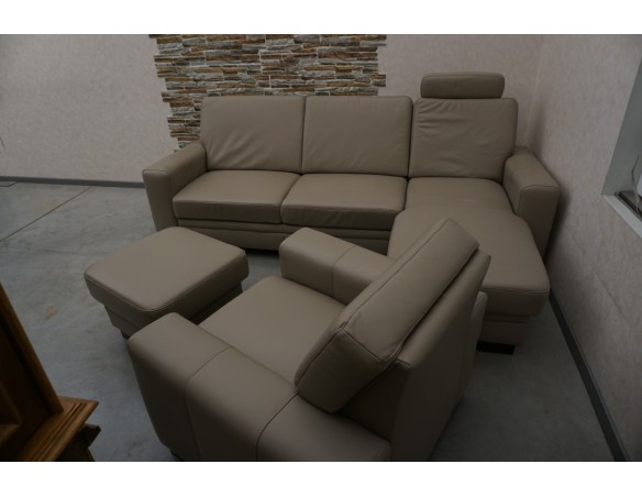 SKÓRA NATURALNA BEŻOWA NAROŻNA Z FUNKCJĄ SPANIA + FOTEL + PUFA