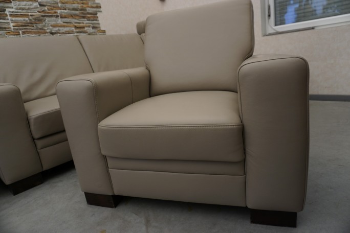 SKÓRA NATURALNA BEŻOWA NAROŻNA Z FUNKCJĄ SPANIA...