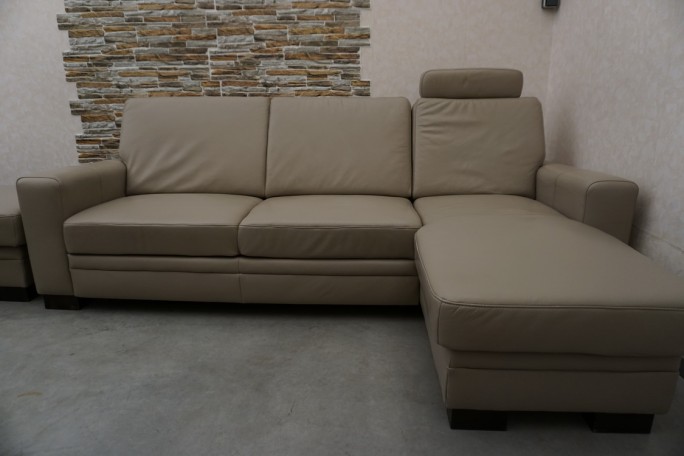 SKÓRA NATURALNA BEŻOWA NAROŻNA Z FUNKCJĄ SPANIA...