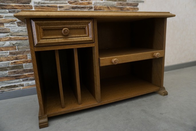 KOMÓDKA RTV DĘBOWA SZER. 88 CM