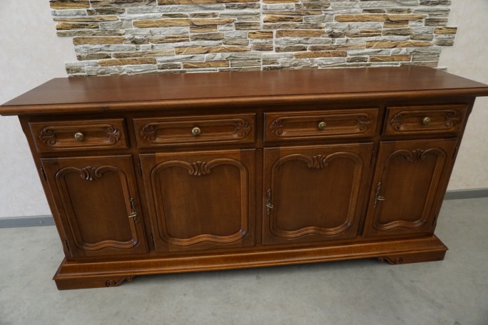 KOMODA ORZECHOWA 4 DRZWIOWA SZER. 180 CM