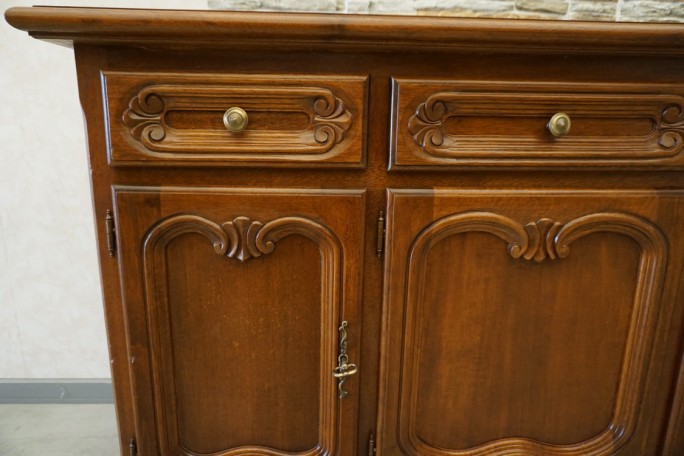 KOMODA ORZECHOWA 4 DRZWIOWA SZER. 180 CM