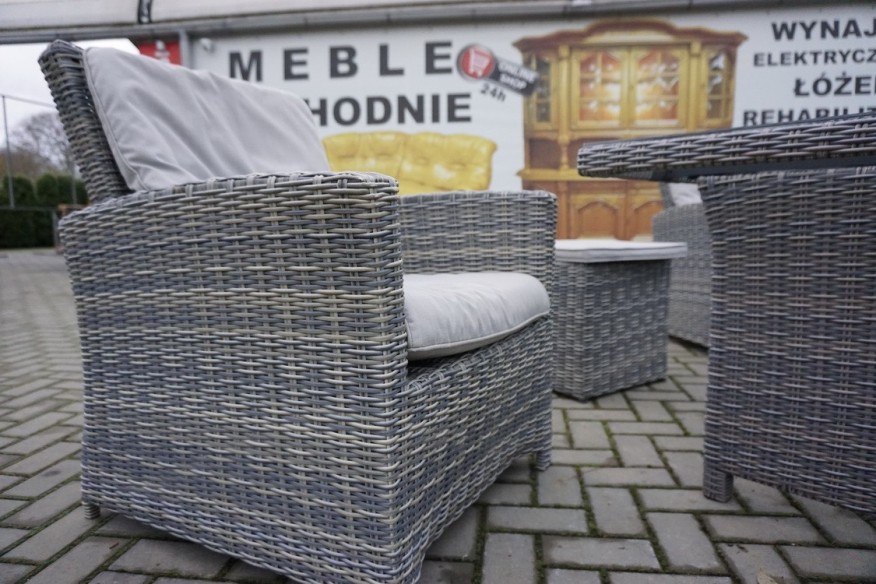 ZESTAW NA OGRÓD TARAS SOFA 3 OSOBOWA + 2 FOTELE + STÓŁ + PUFA + PODUCHY TECHNORATTAN