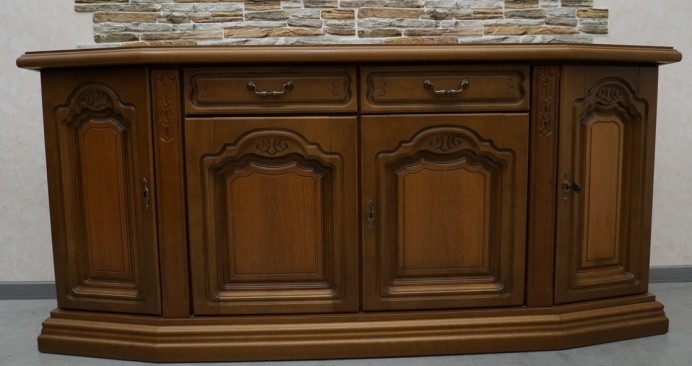 KOMODA ORZECHOWA 4 DRZWIOWA SZER. 175 CM 2
