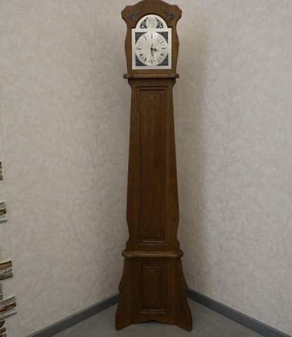 ZEGAR STOJĄCY DĘBOWY NA BATERIE TEMPUS FUGIT...