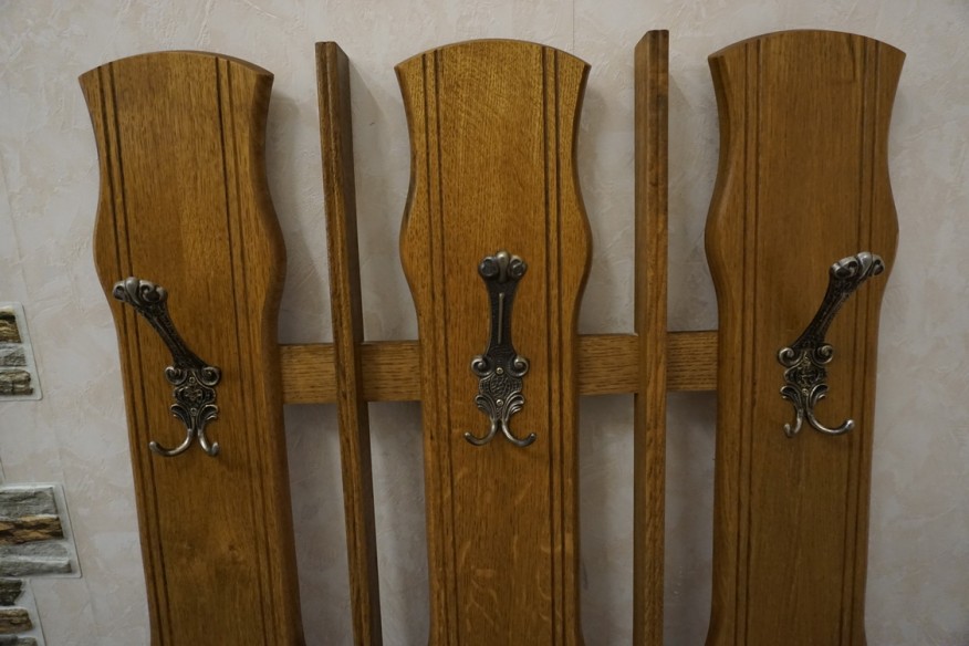 WIESZAK 3 PANELE DĘBOWY DO PRZEDPOKOJU SZER. 74 CM