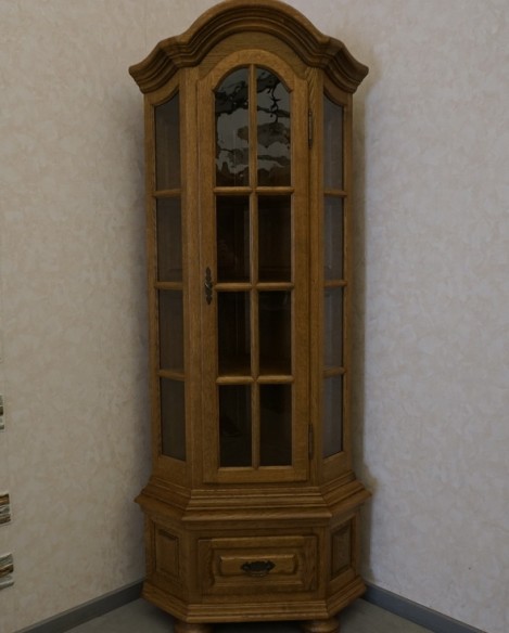 WITRYNA NAROŻNA SERWANTKA Z LITEGO DĘBU 57/57 CM