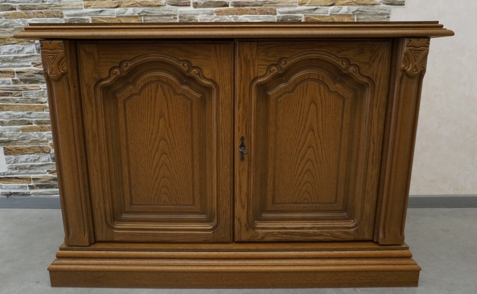 KOMODA RTV DĘBOWA MAŁA SZER. 118 CM