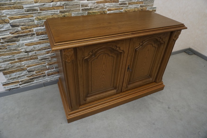 KOMODA RTV DĘBOWA MAŁA SZER. 118 CM