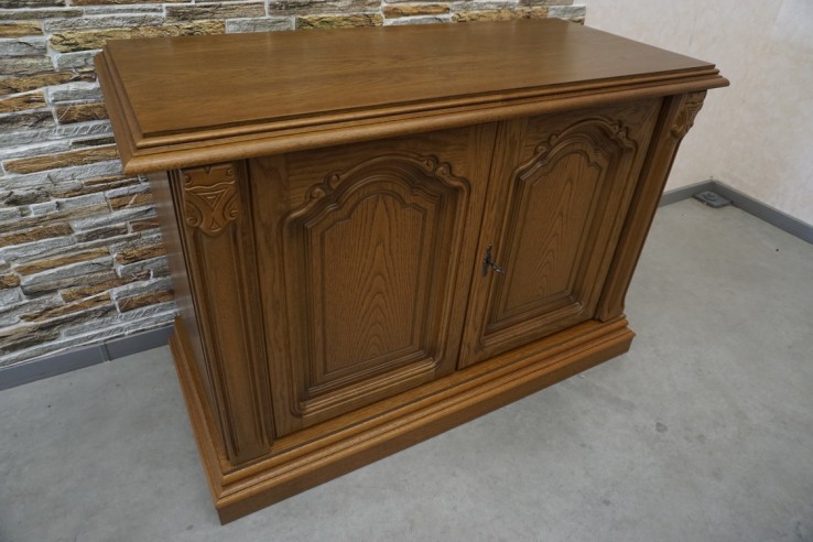 KOMODA RTV DĘBOWA MAŁA SZER. 118 CM