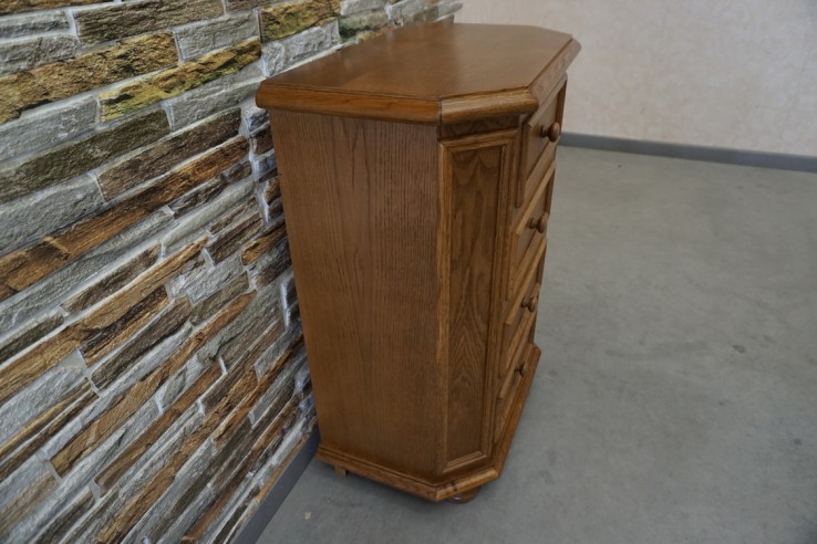 KOMODA MAŁA DĘBOWA 4 SZUFLADY SZER. 55 CM