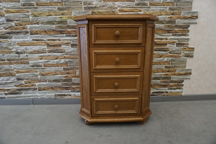KOMODA MAŁA DĘBOWA 4 SZUFLADY SZER. 55 CM