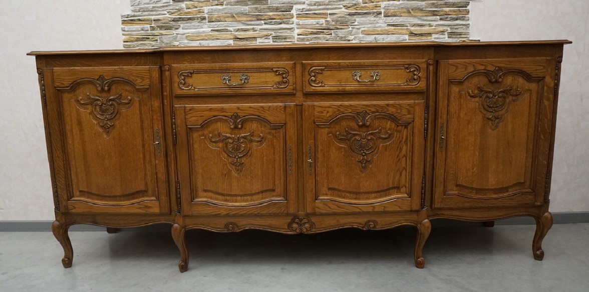 KOMODA DĘBOWA CHIPPENDALE SZER. 220 CM