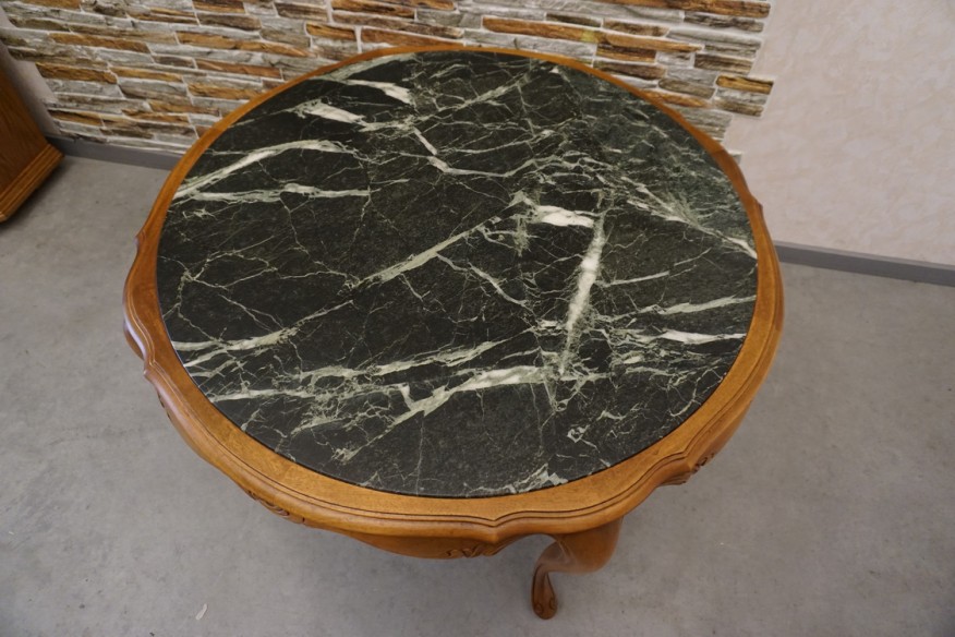 ŁAWA ORZECHOWA OKRĄGŁA BLAT MALACHITOWY 100/100 CM