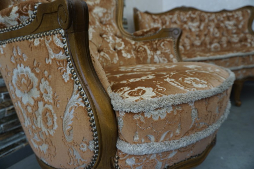 ZESTAW CHIPPENDALE LUDWIK FILIP SOFA 2 OSOBOWA + 2 FOTELE  + PODNÓŻEK - PUFA