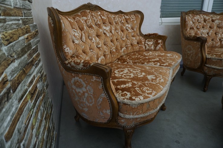 ZESTAW CHIPPENDALE LUDWIK FILIP SOFA 2 OSOBOWA...