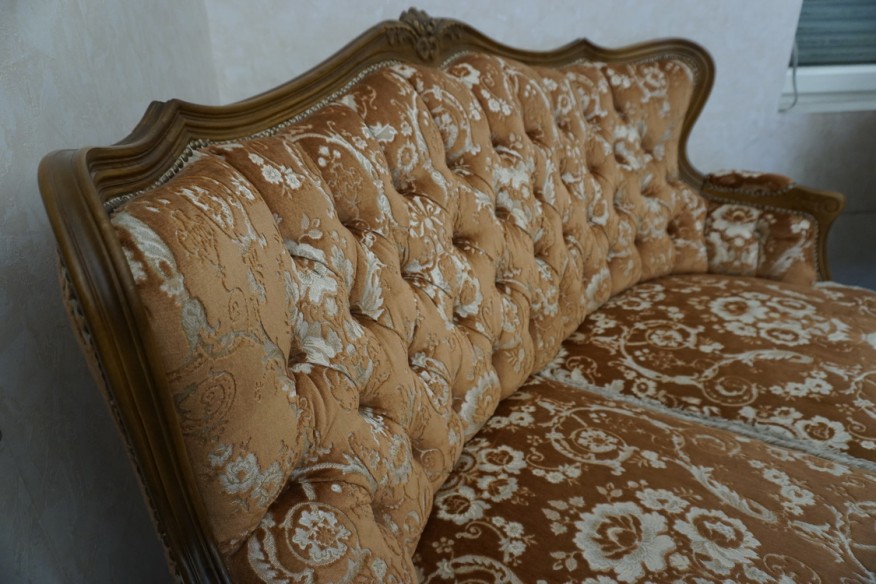 ZESTAW CHIPPENDALE LUDWIK FILIP SOFA 2 OSOBOWA + 2 FOTELE  + PODNÓŻEK - PUFA